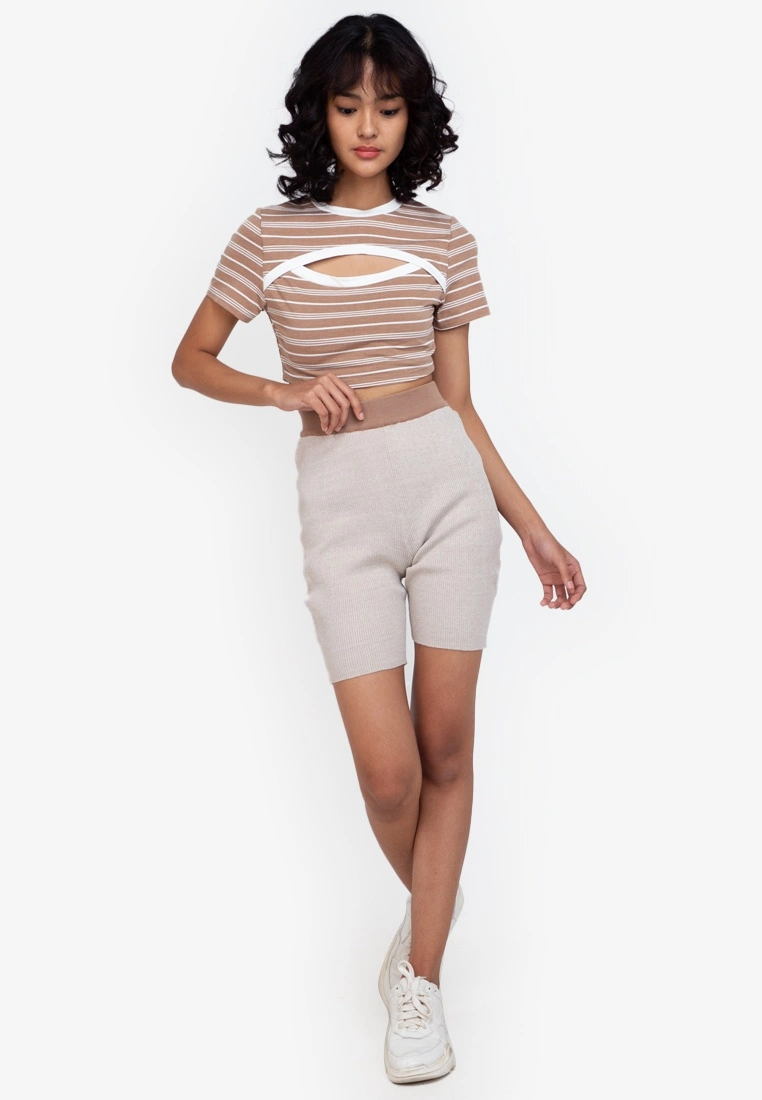 ZALORA BASICS Cut Out Colour Block Top - Billede 4