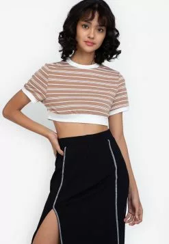 ZALORA BASICS Contrast Trim Cropped Top
