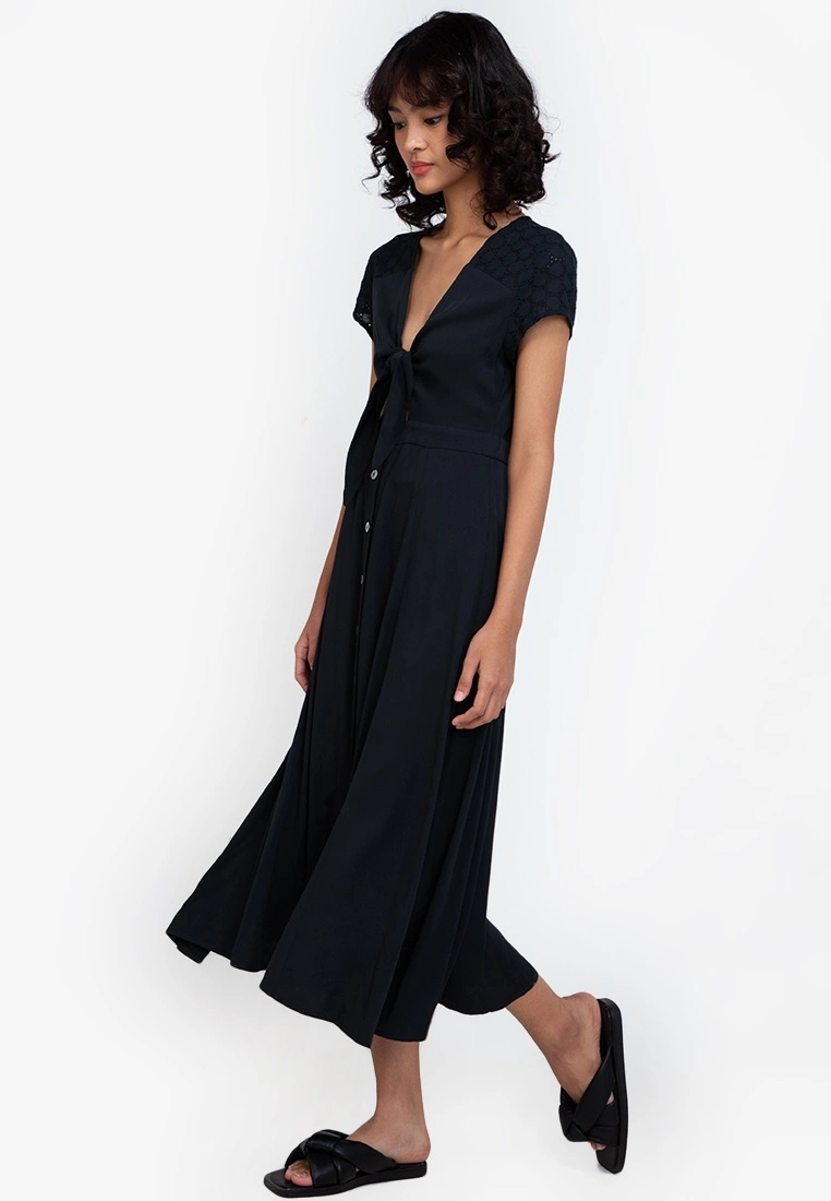 ZALORA BASICS Broderie Detail Knot Front Midi Dress