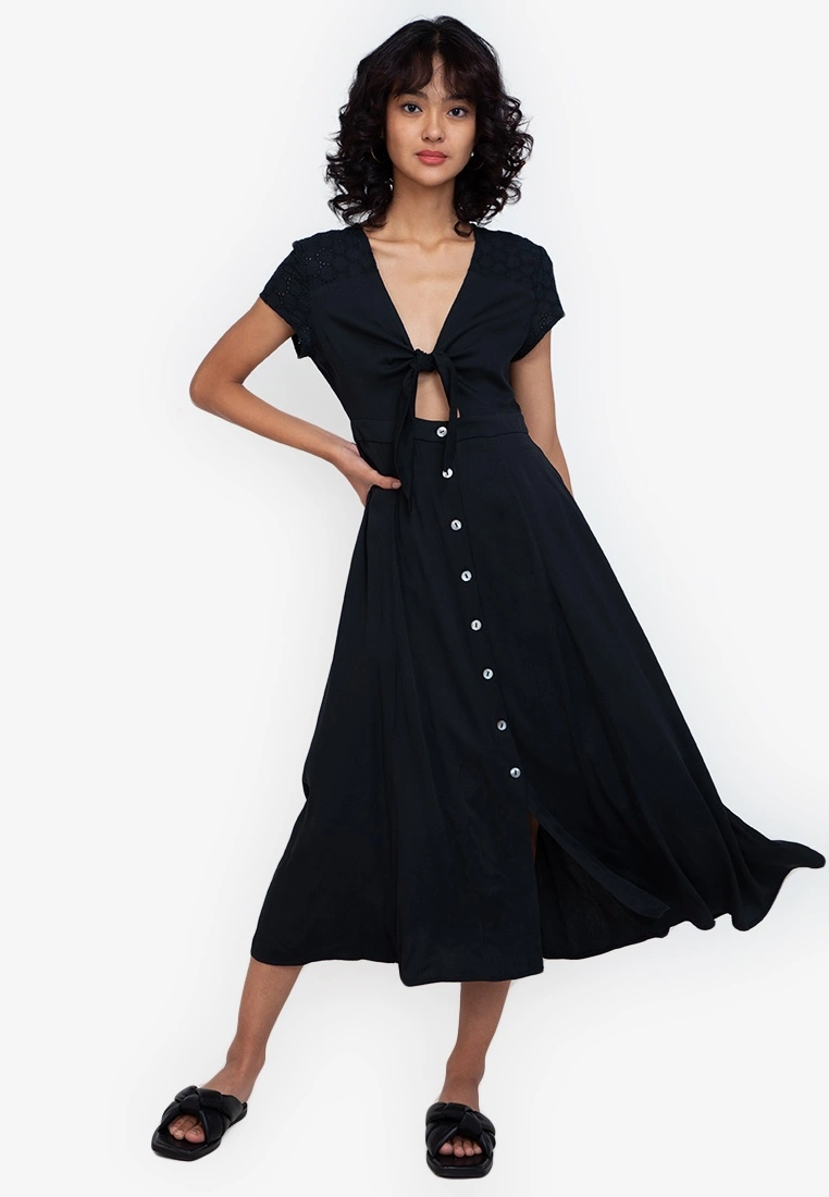 ZALORA BASICS Broderie Detail Knot Front Midi Dress - Billede 4