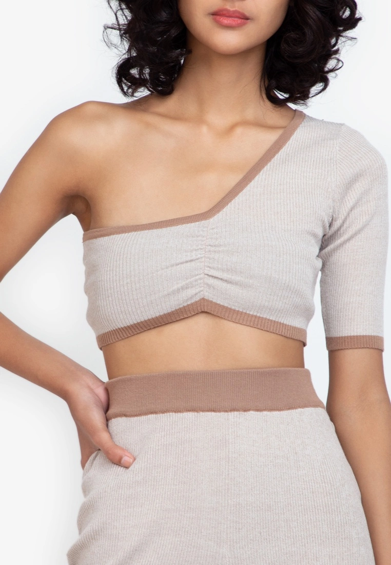 ZALORA BASICS Knitted Cropped Toga Top - Billede 3