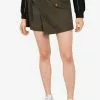 ZALORA BASICS Buckle Skorts