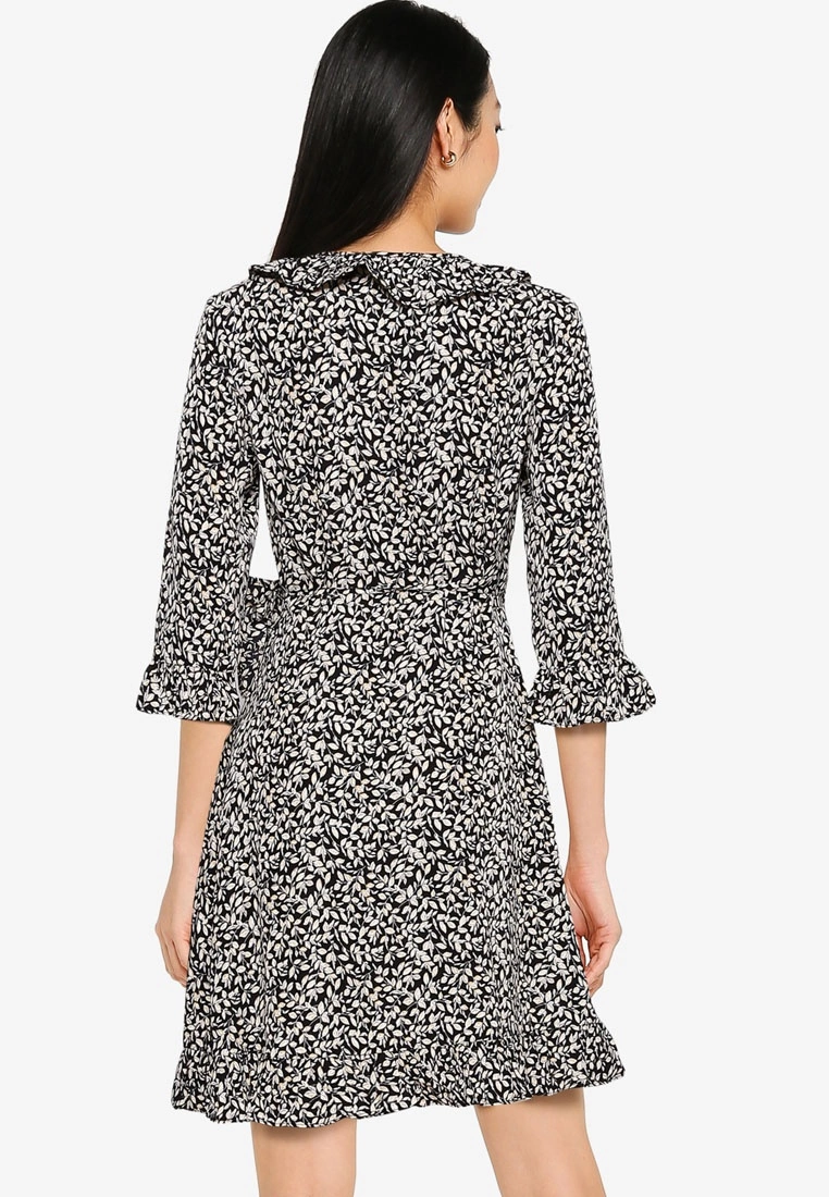 ZALORA BASICS Frill Detail Wrap Dress - Billede 2