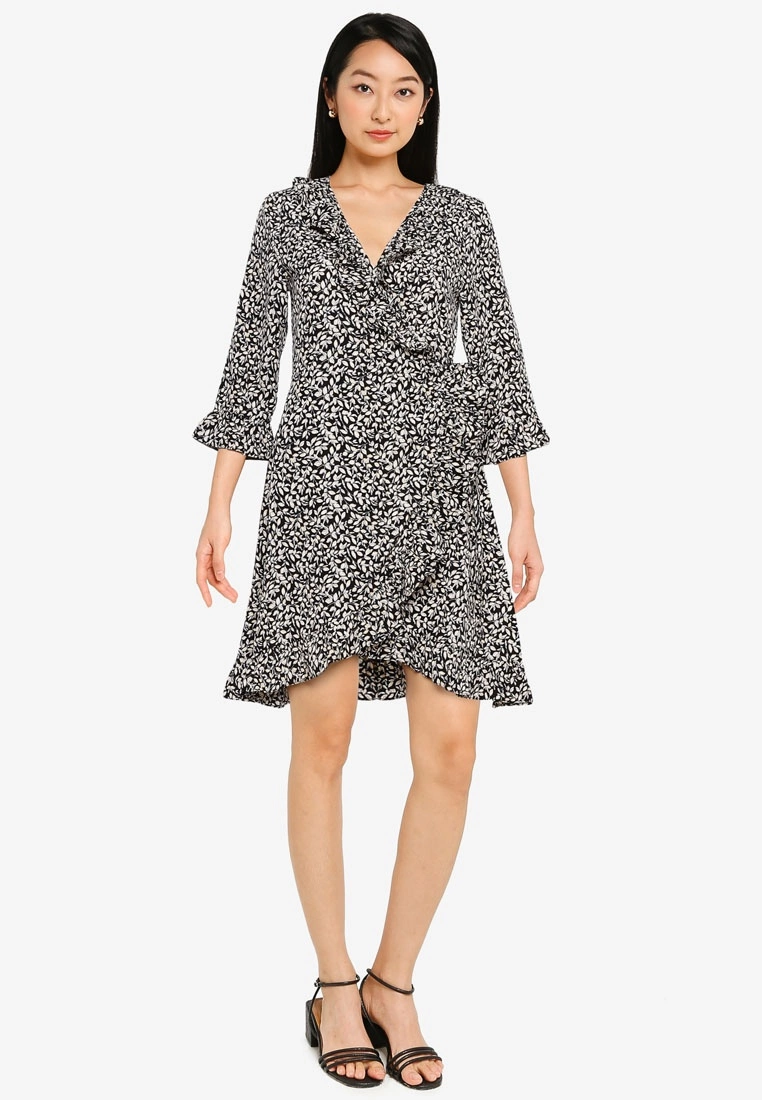 ZALORA BASICS Frill Detail Wrap Dress - Billede 4