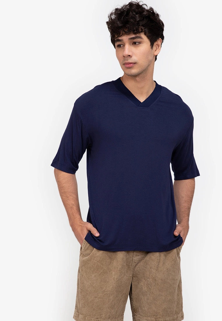 ZALORA BASICS V Neck Collar T-Shirt