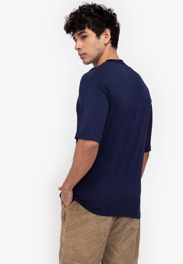 ZALORA BASICS V Neck Collar T-Shirt - Billede 2