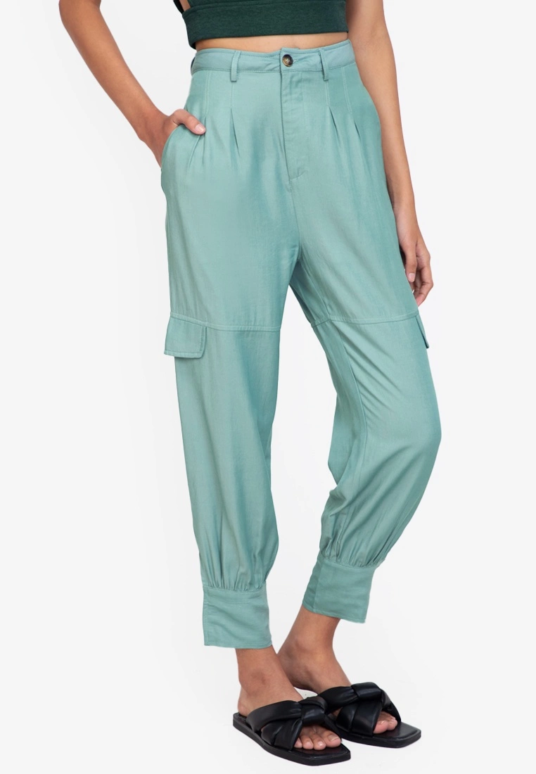 ZALORA BASICS Thick Cuff Detail Pants