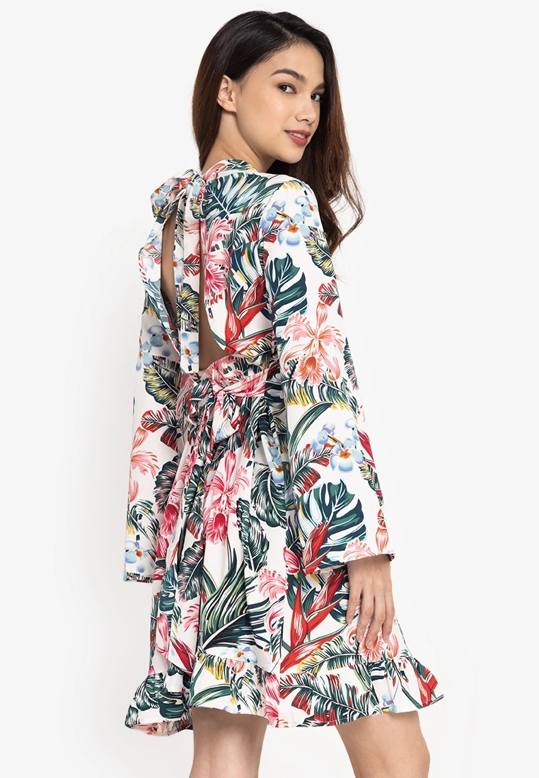 ZALORA BASICS Open Back Dress with Tie - Billede 2