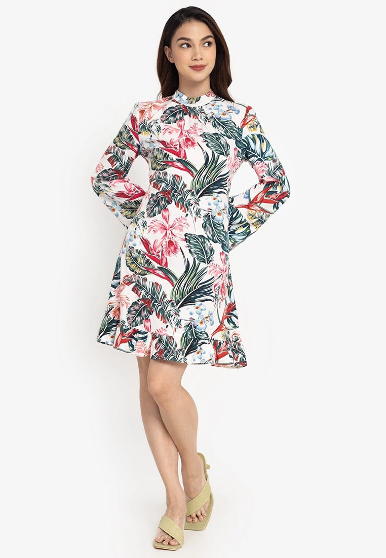 ZALORA BASICS Open Back Dress with Tie - Billede 4