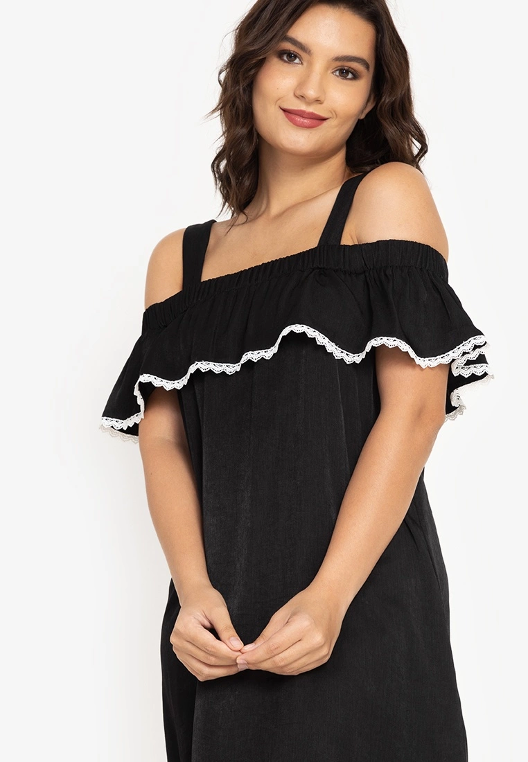 ZALORA BASICS Embroidered Cold Shoulder Mini Dress - Billede 3