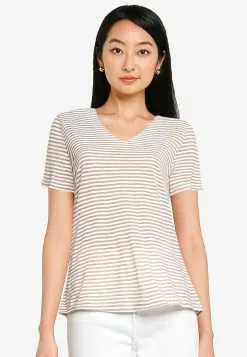 ZALORA BASICS Boxy V Neck T-Shirt