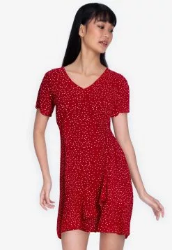 ZALORA BASICS Ruffle Hem Midi Dress