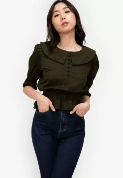 ZALORA BASICS Peter Pan Collar Top