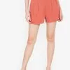 ZALORA BASICS Fluted Shorts