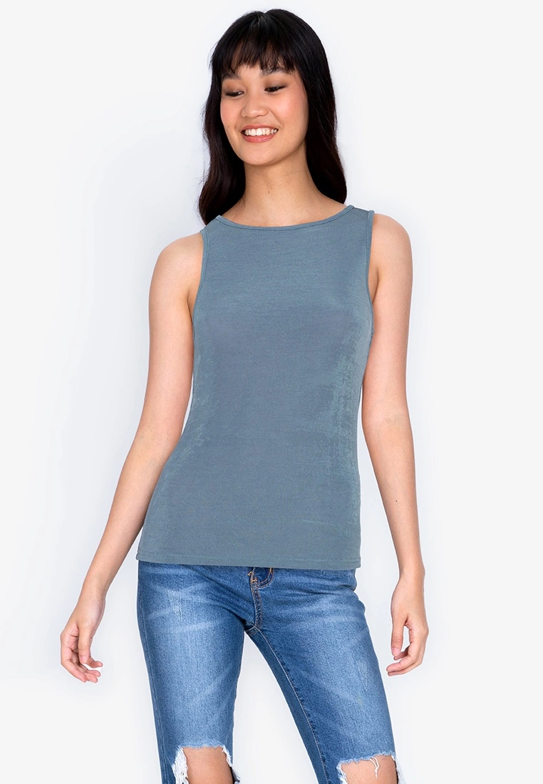 ZALORA BASICS Textured Halter Neck Top