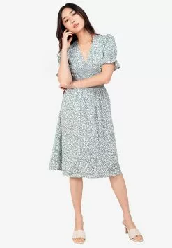 ZALORA BASICS Short Puff Sleeve Midi Dress