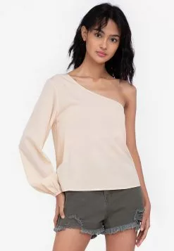 ZALORA BASICS Off Shoulder 3/4 Sleeve Top