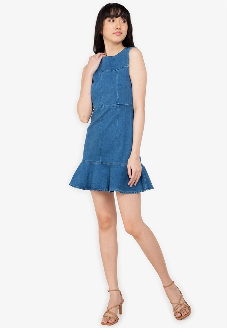 ZALORA BASICS Fluted Hem Denim Dress - Billede 4