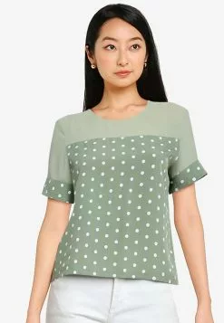 ZALORA BASICS Contrast Fabric Top