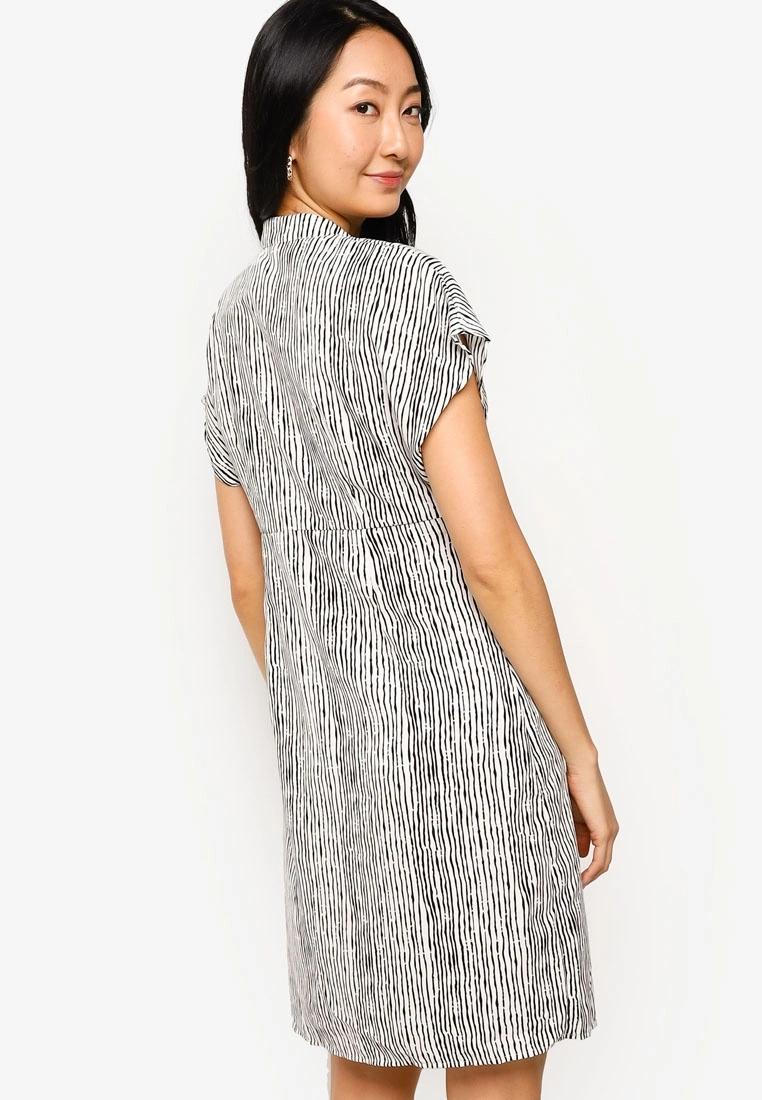 ZALORA BASICS Drop Shoulder Relax Dress - Billede 2