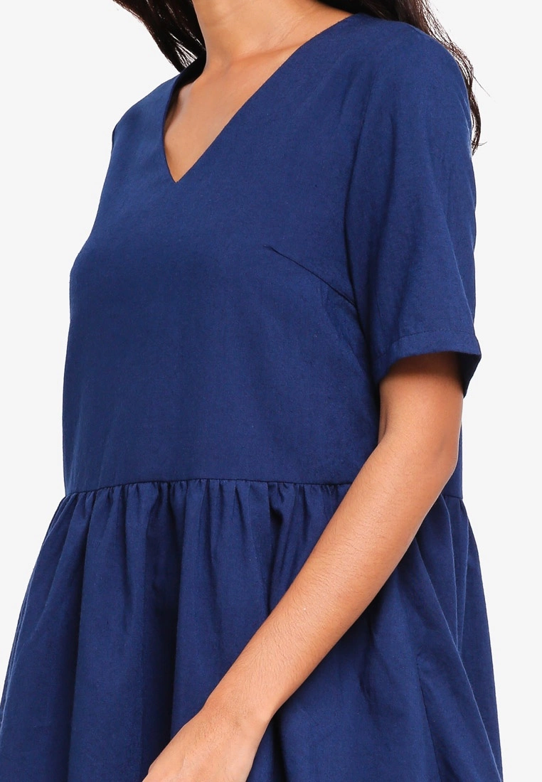 ZALORA BASICS Basic Cotton Peplum V-Neck Dress - Billede 3