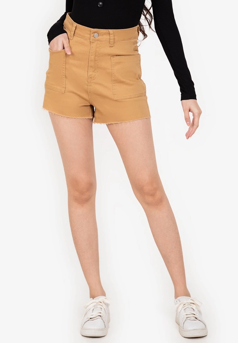ZALORA BASICS Patch Front Pocket Denim Shorts