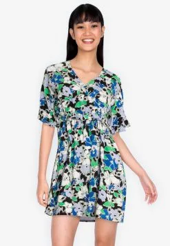 ZALORA BASICS V Neck Ruffle Waist Dress