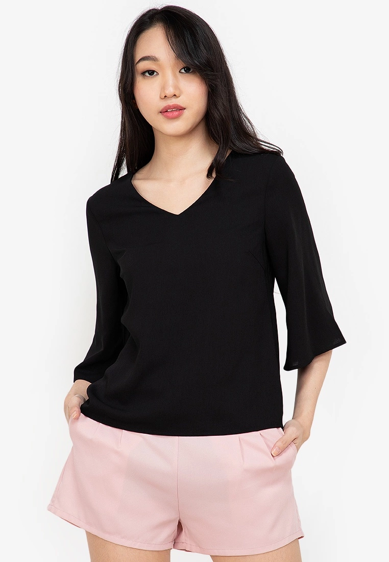 ZALORA BASICS V Neck Batwing Sleeves Blouse