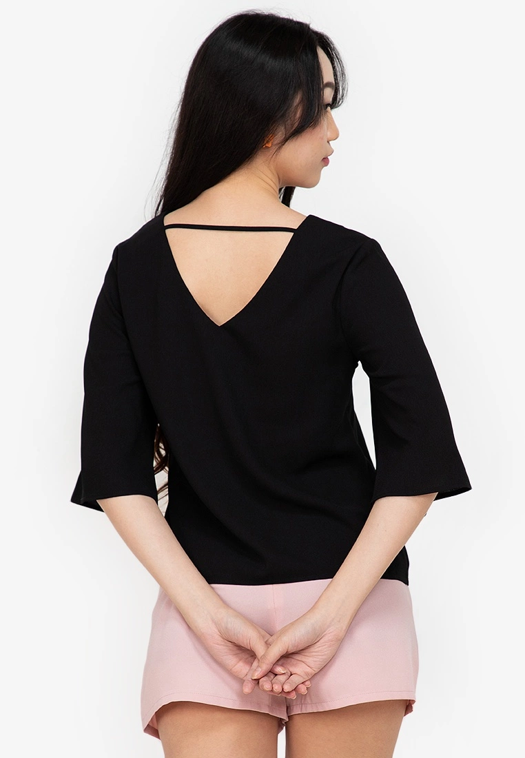 ZALORA BASICS V Neck Batwing Sleeves Blouse - Billede 2