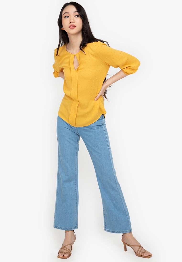 ZALORA BASICS Textured Notch Neck Blouse - Billede 4