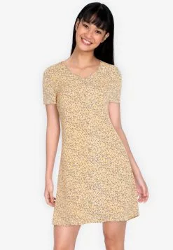 ZALORA BASICS Short Sleeve Shift Dress