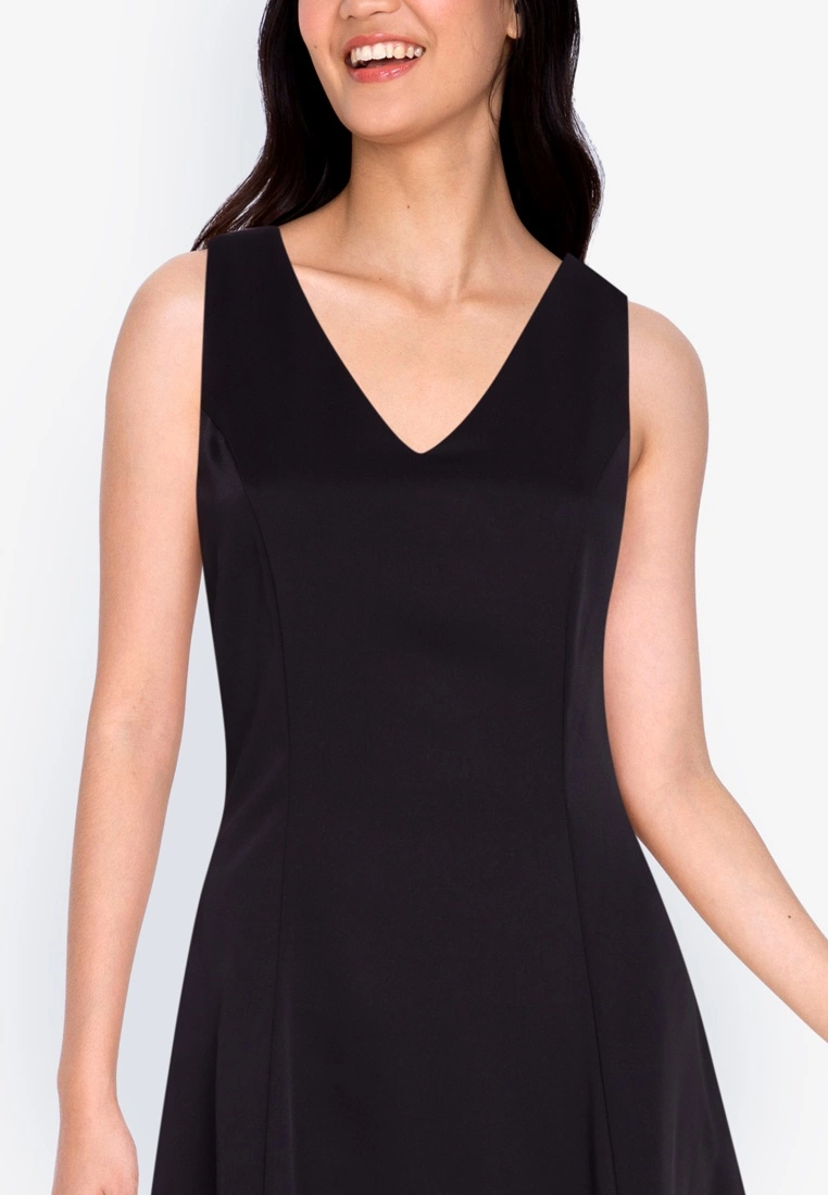 ZALORA BASICS Cross Back Fit and Flare Dress - Billede 3