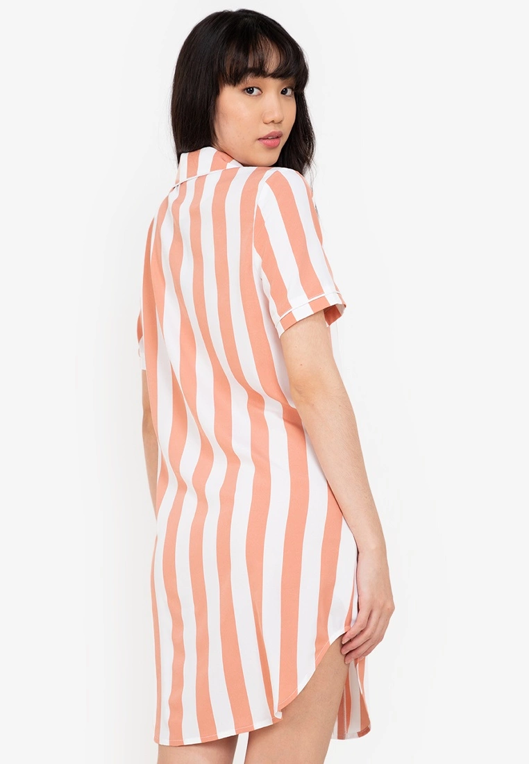 ZALORA BASICS Lounge Button Short Sleeve Dress - Billede 2