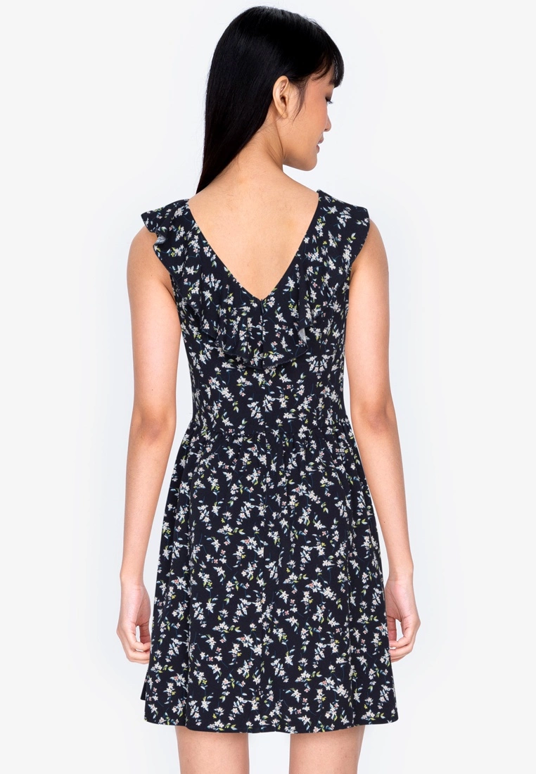 ZALORA BASICS V-Neck Ruffle Mini Dress - Billede 2