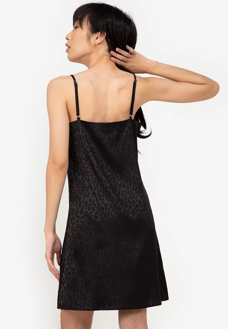 ZALORA BASICS Lounge Satin Chemise - Billede 2