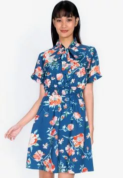ZALORA BASICS Pussy Bow Detail Dress