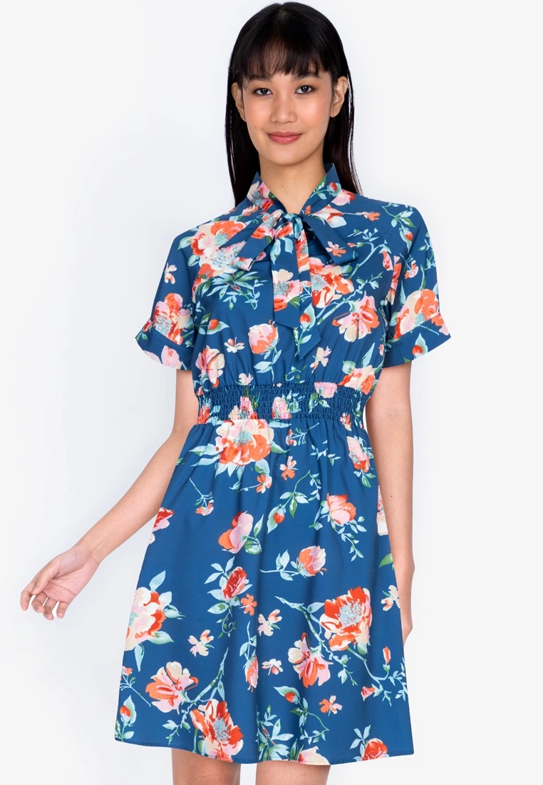 ZALORA BASICS Pussy Bow Detail Dress
