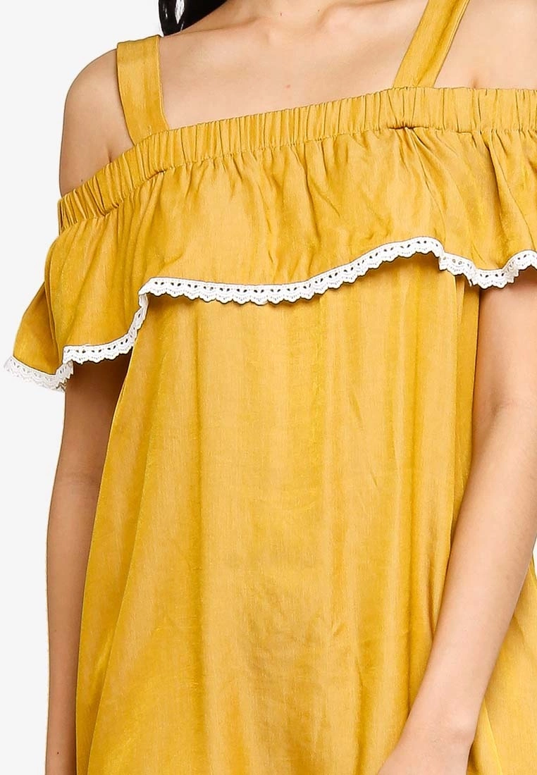 ZALORA BASICS Embroidered Cold Shoulder Mini Dress - Billede 3