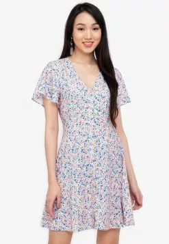 ZALORA BASICS Flare Sleeve Fit and Flare Dress