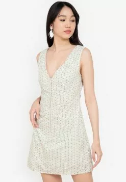 ZALORA BASICS V Neck Sleeveless Dress