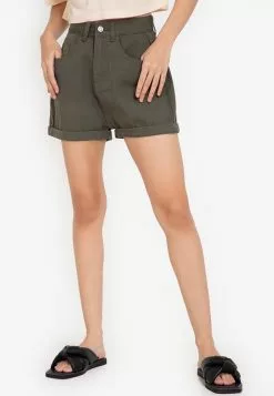 ZALORA BASICS Mom Fit Shorts