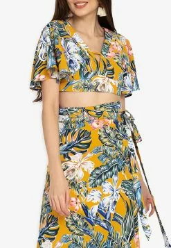 ZALORA BASICS Co-Ord Tie Back Crop Top