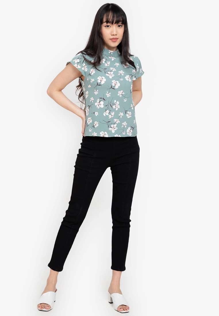 ZALORA BASICS Mock Neck Cap Sleeves Top - Billede 4