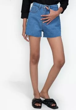 ZALORA BASICS Raw Hem Denim Shorts
