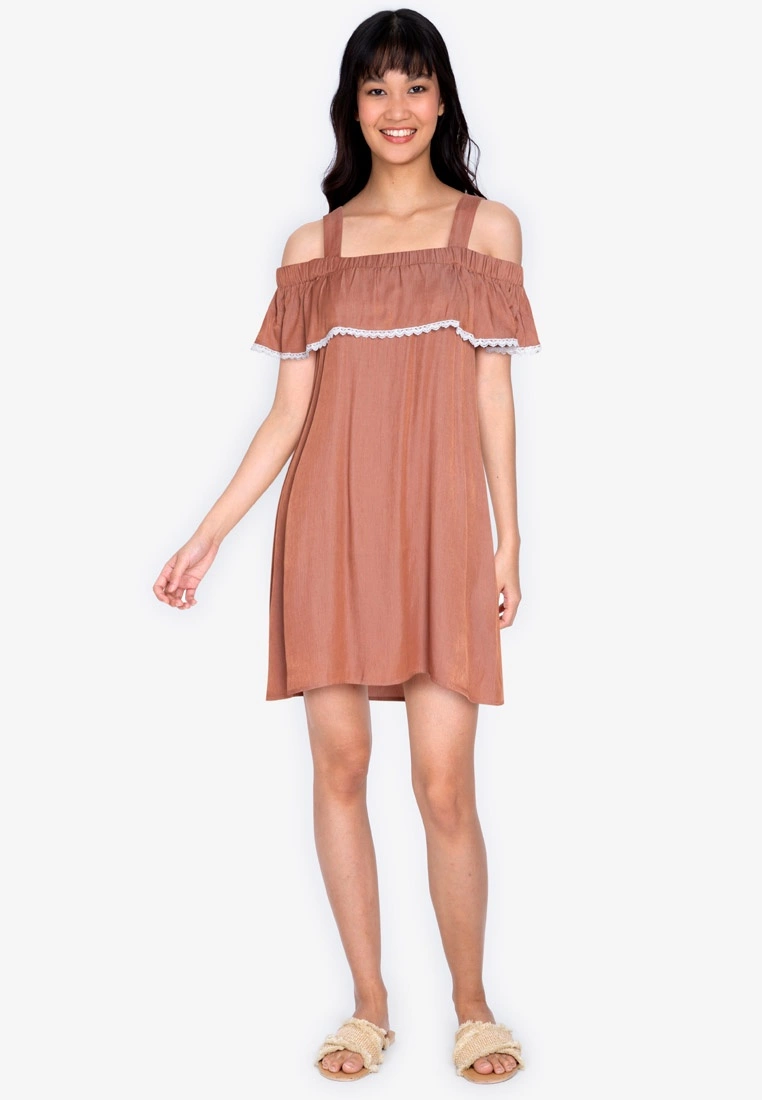 ZALORA BASICS Embroidered Cold Shoulder Mini Dress - Billede 4