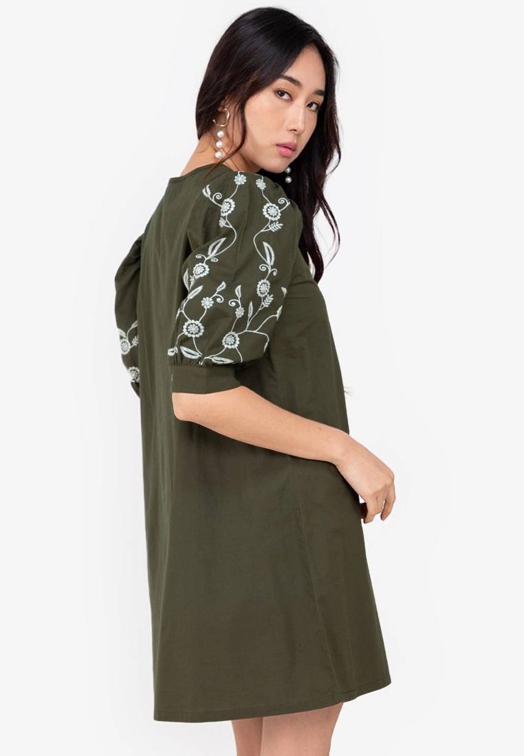 ZALORA BASICS Embroidey A-Line Mini Dress - Billede 2