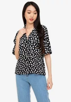 ZALORA BASICS Revere Collar Top