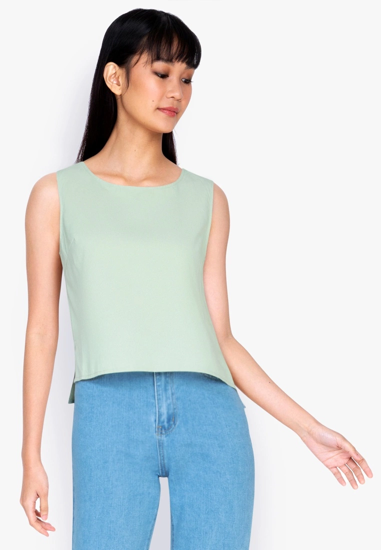 ZALORA BASICS Round Neck Sleeveless Top