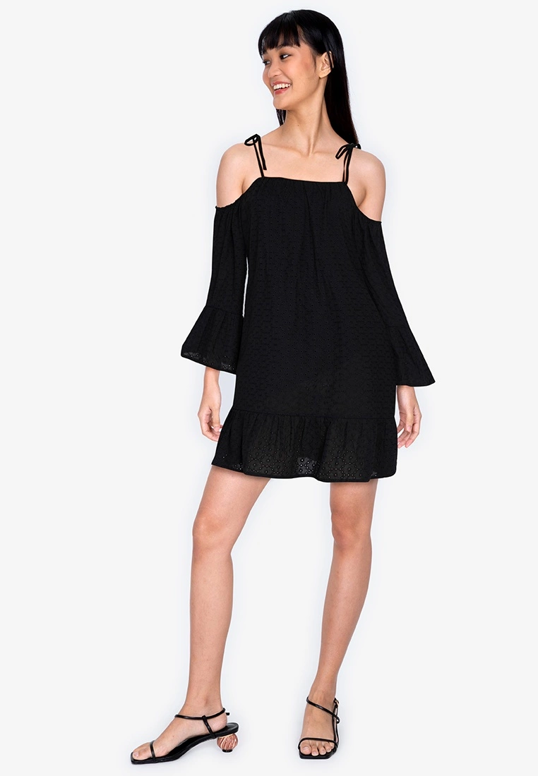 ZALORA BASICS Lace Swing Dress - Billede 4