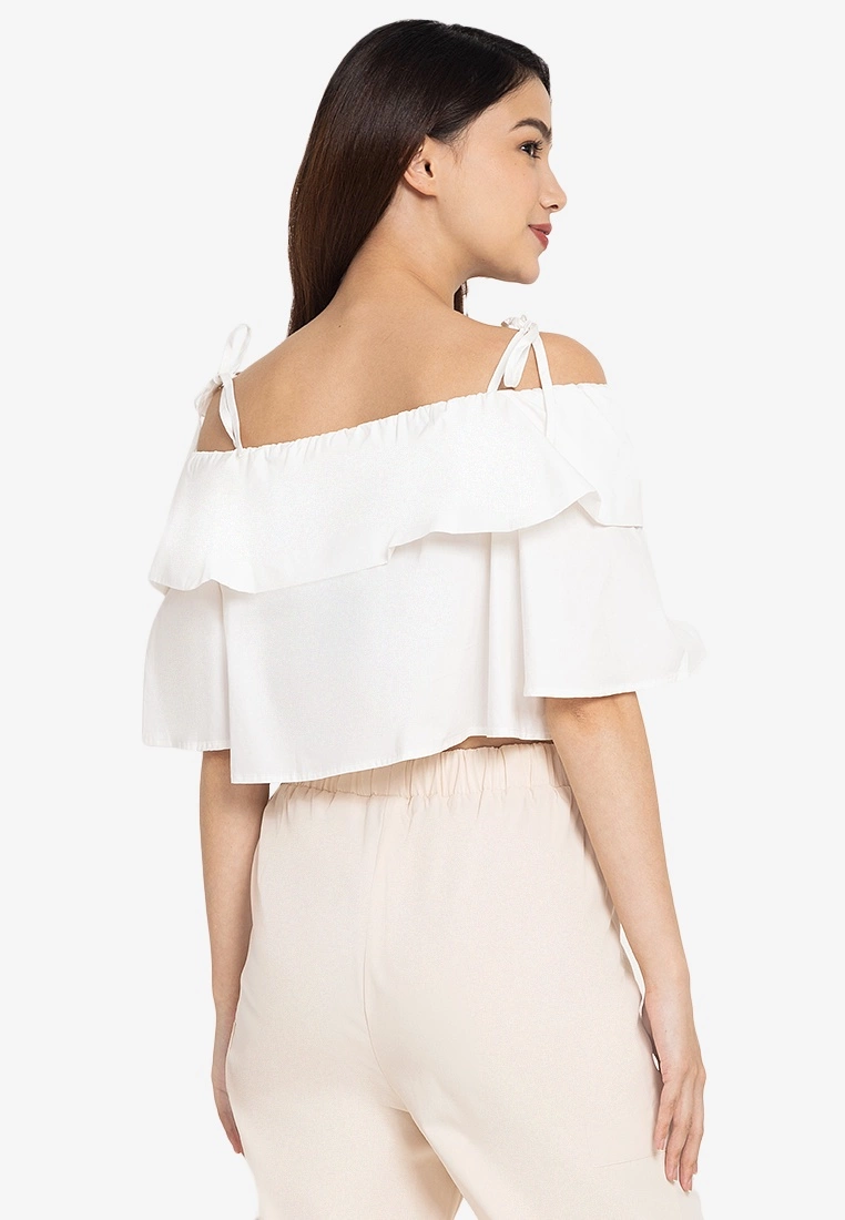 ZALORA BASICS Cold Shoulder Ruffle Detail Top - Billede 2